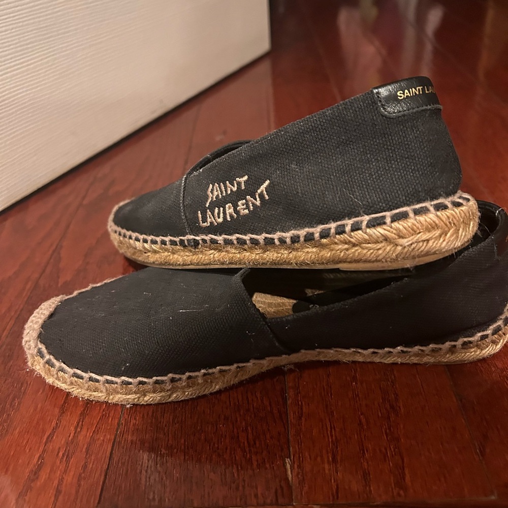 Espadrilles - Picture 5 of 6